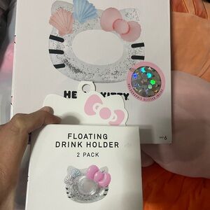 HELLO KITTY POOL FLOAT SET